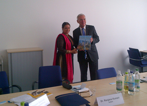 Women Parliamentarians from Myanmar Visit CSR